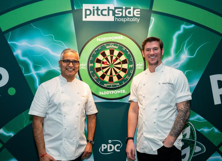 S JM PS Darts 21 12 23 466